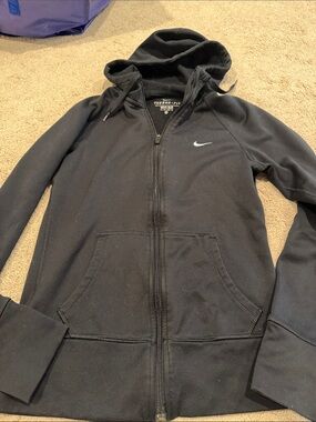 Nike Black Full-Zip Hooded therma fit Jacket sz XS